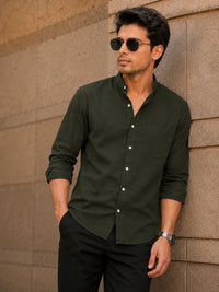 Chinese Collar Bottle Green Tailored Fit Cotton Casual Shirt for Man